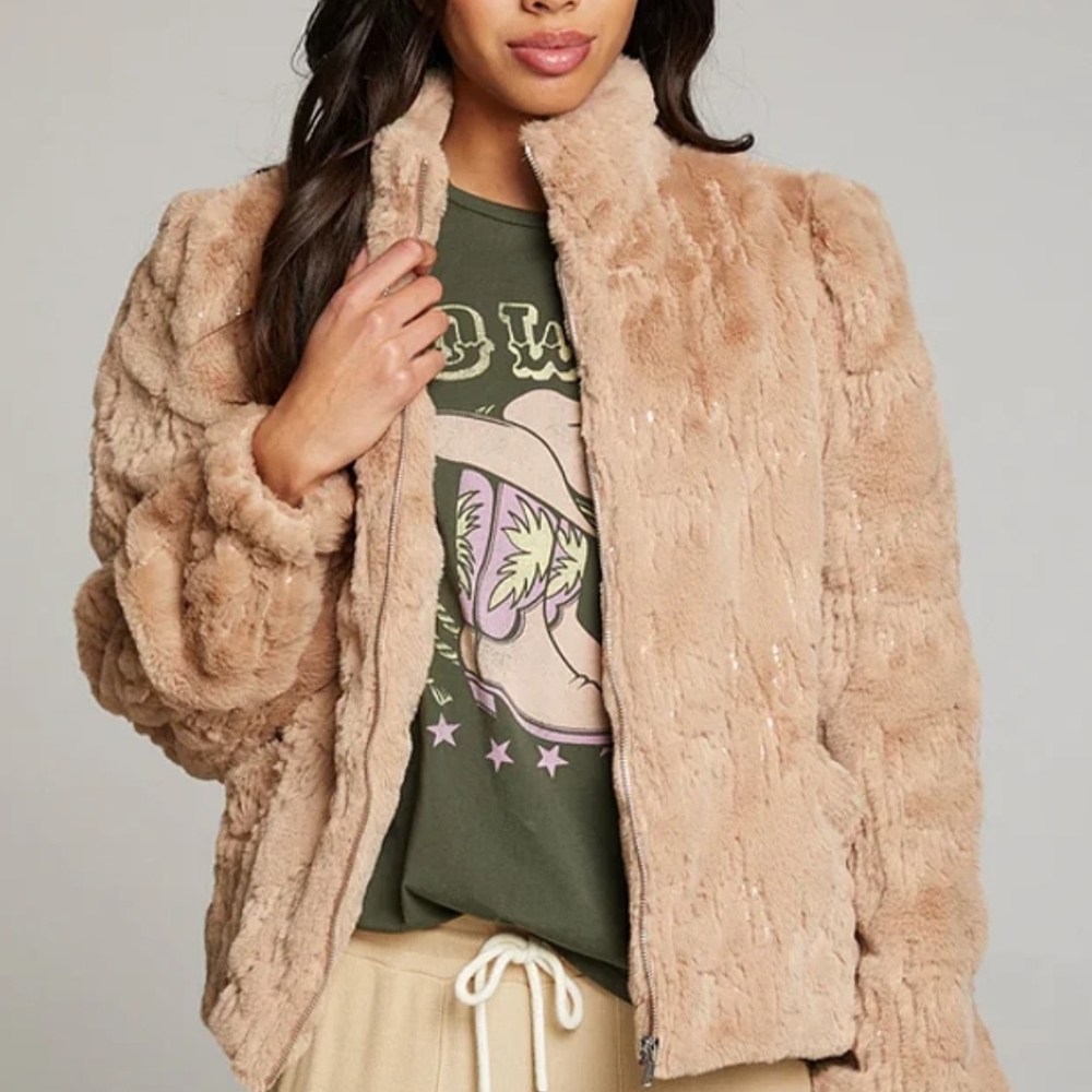 Women's Tan Faux Fur Jacket - Picture 2 of 4